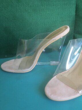 Fashion Nova Los Angeles Acrylic Heel Peep Toe Platform Shoes - Size 6.5.